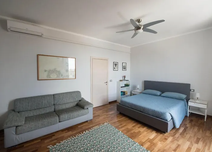 Casa Sottoripa * Janov